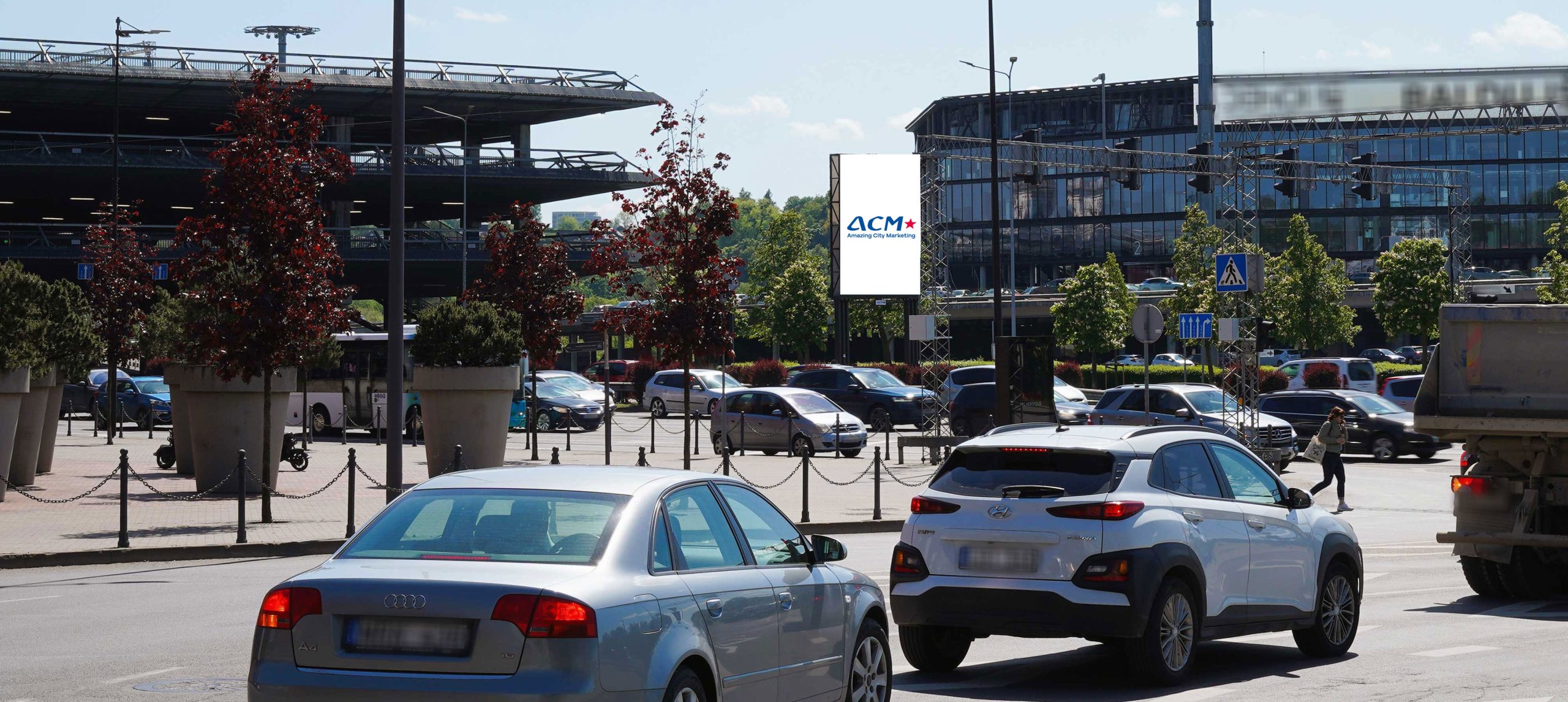 ACM LED ekranas prie Kauno Akropolio Karaliaus Mindaugo prospekte